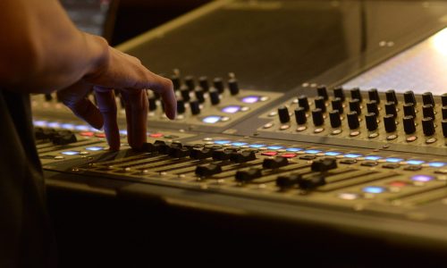 dmwcebi-mixer-2666136
